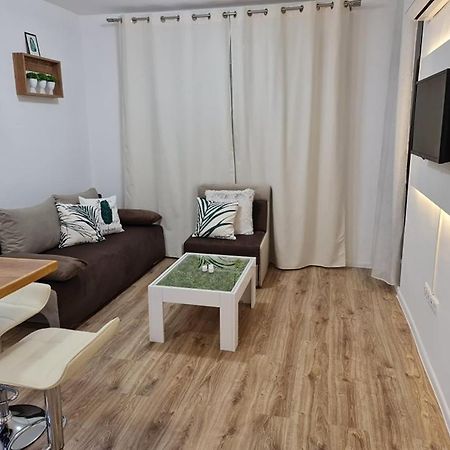 Little Treasure By The Sea Apartment เปาโมเรีย ภายนอก รูปภาพ
